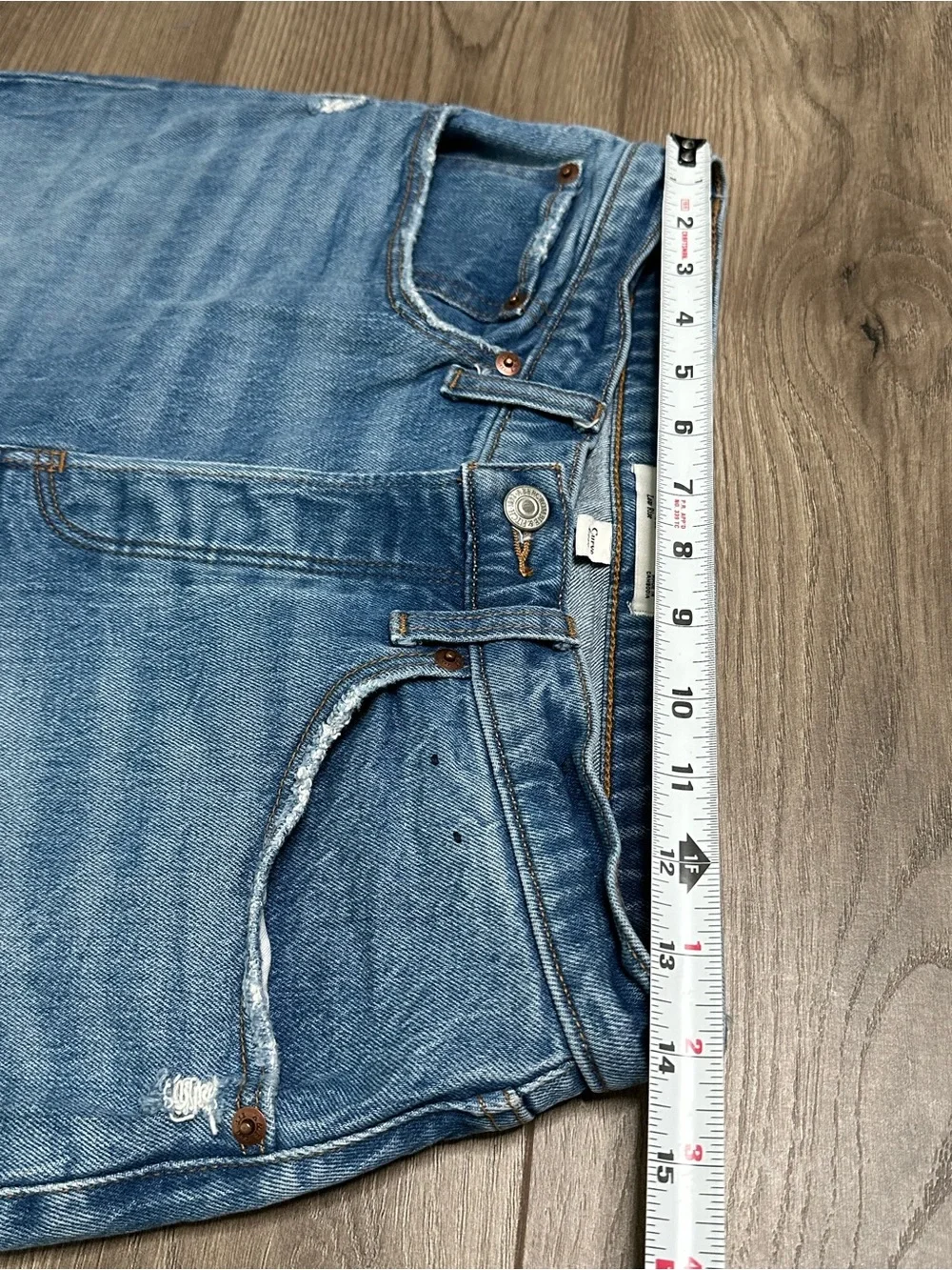 Abercrombie & Fitch 27